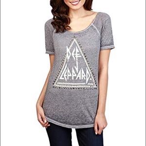 Women’s lucky brand Def Leppard grey studded tee S